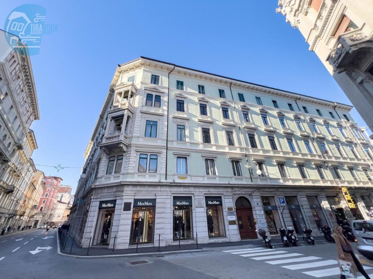 Imbriani 2 Tirabora Short Rent Apartment Trieste Luaran gambar