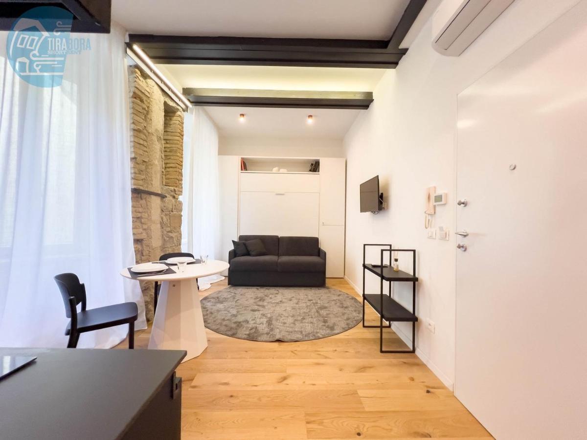 Imbriani 2 Tirabora Short Rent Apartment Trieste Luaran gambar
